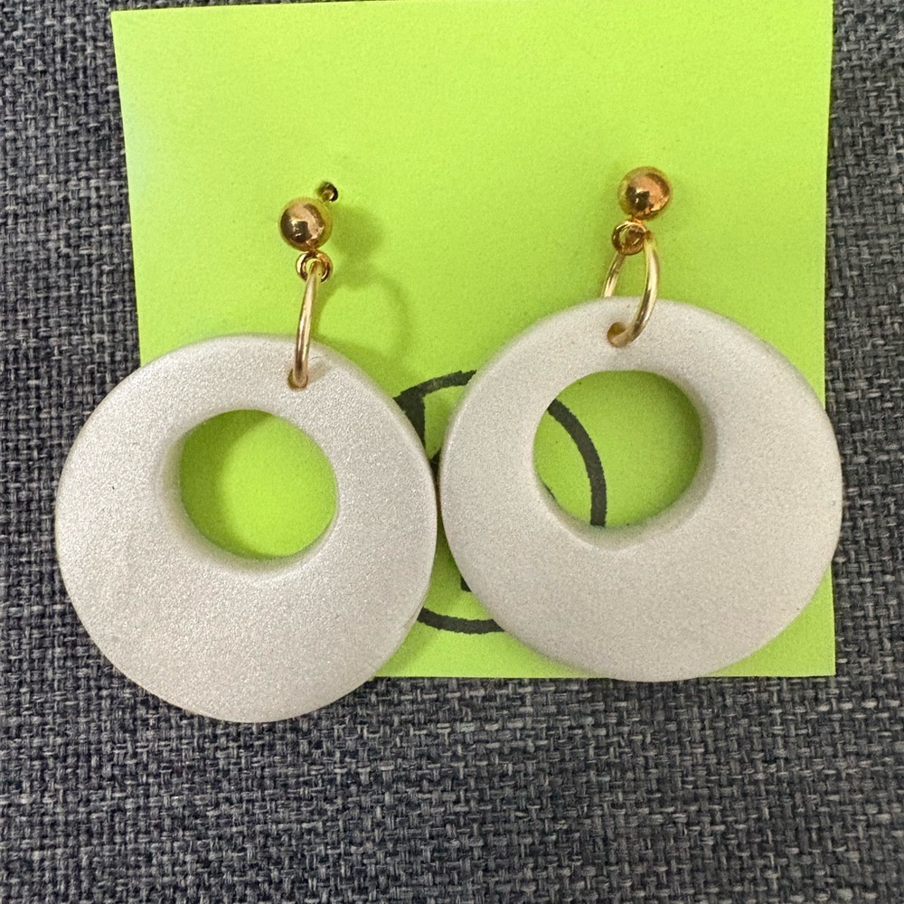 Elegant White and Gold Polymer Earrings